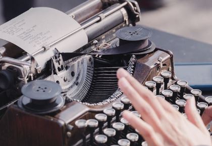 Photo of a typewriter